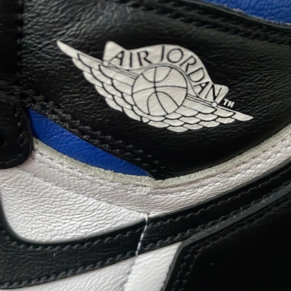 Nike Air Jordan Hightops - Picture 7 of 7